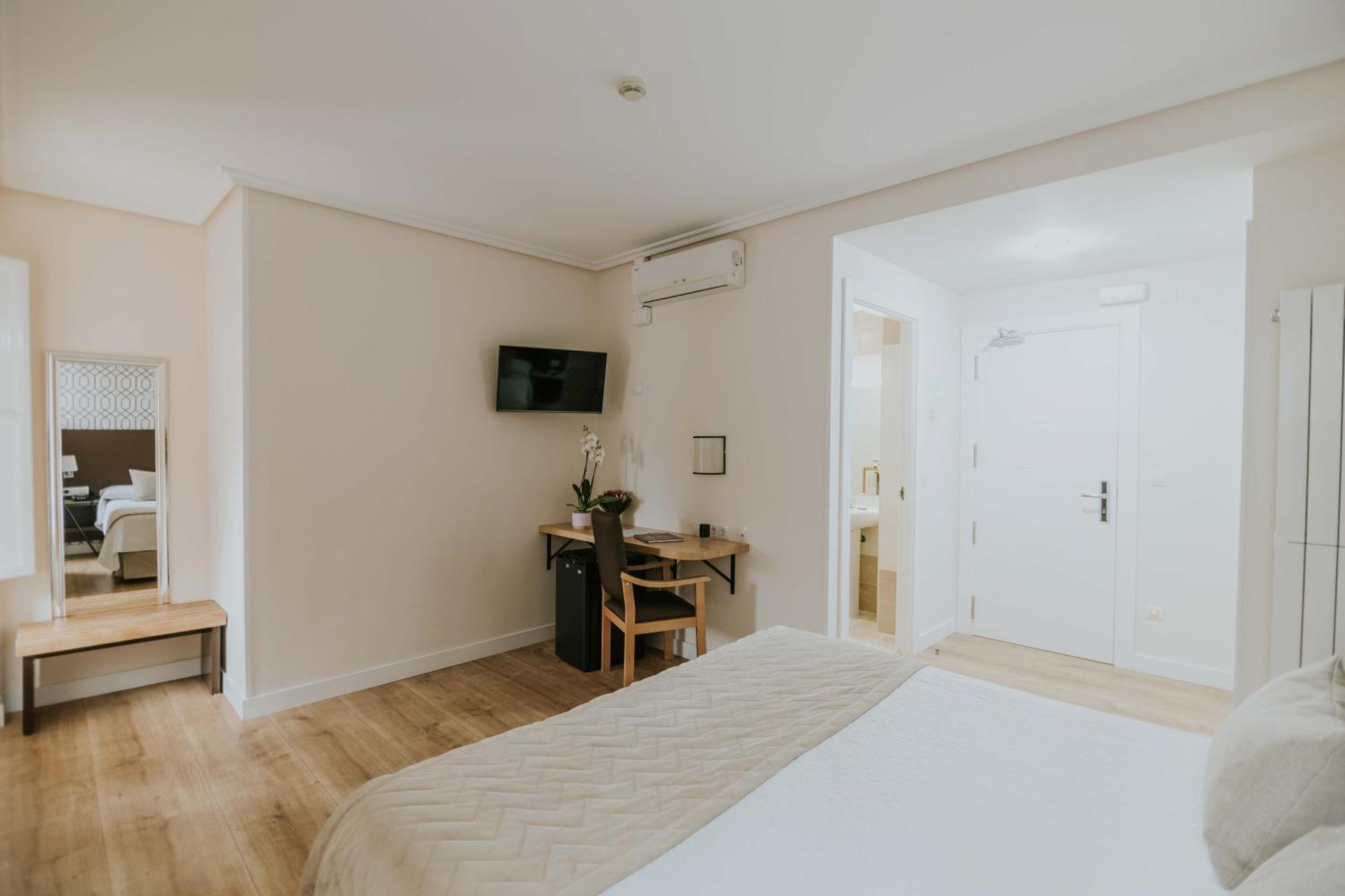 Hotel Arrope Haro Εξωτερικό φωτογραφία