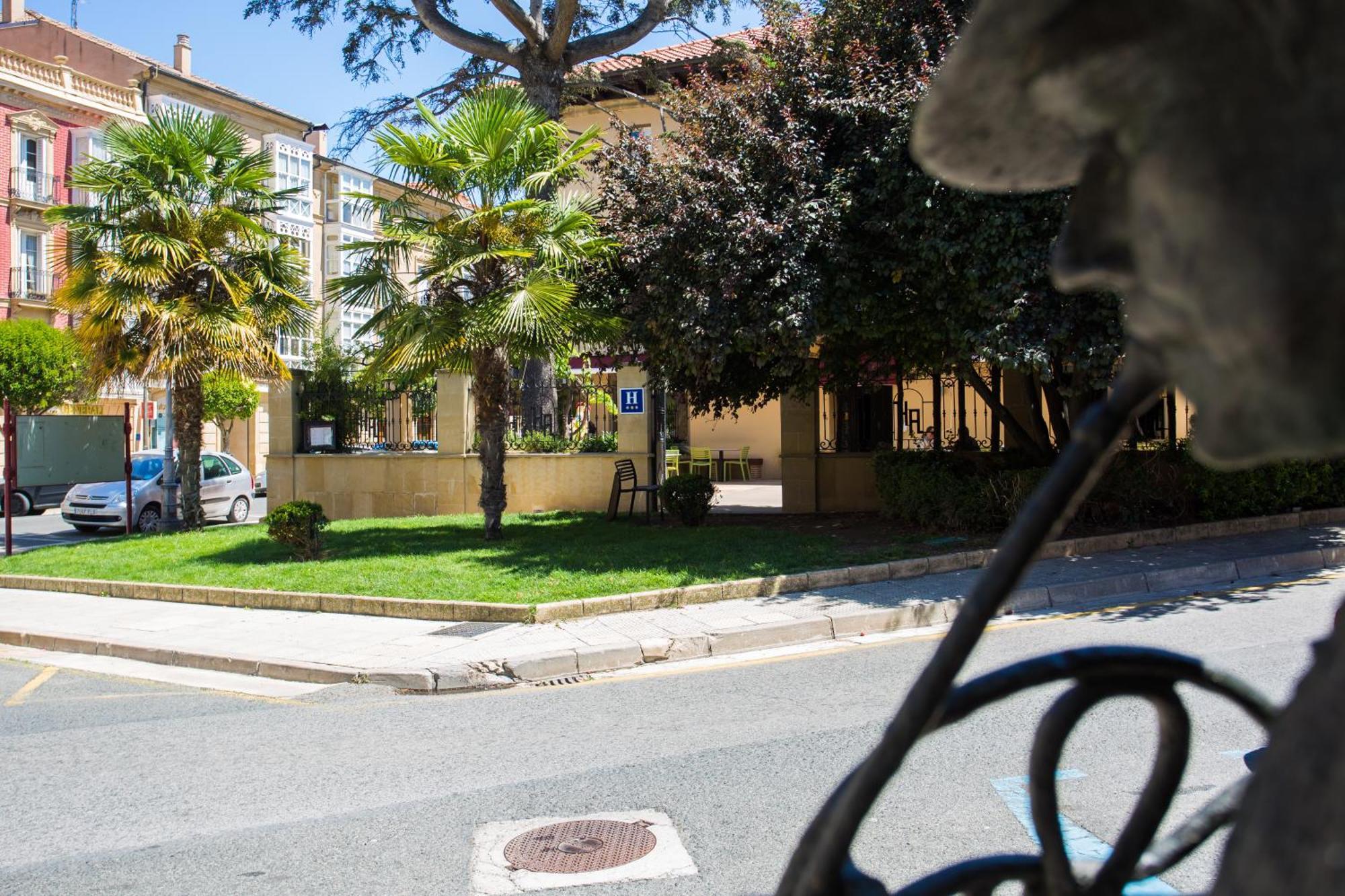 Hotel Arrope Haro Εξωτερικό φωτογραφία